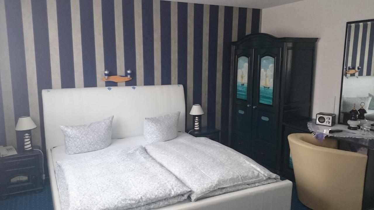 Landhotel Ostseetraum & Fewo Rostock Kültér fotó